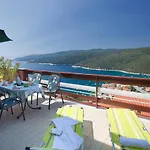 With Parking Space - Labin - 7622 Appartement *