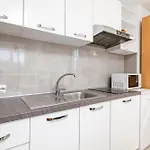 With Parking Space - Labin - 7622 Appartement
