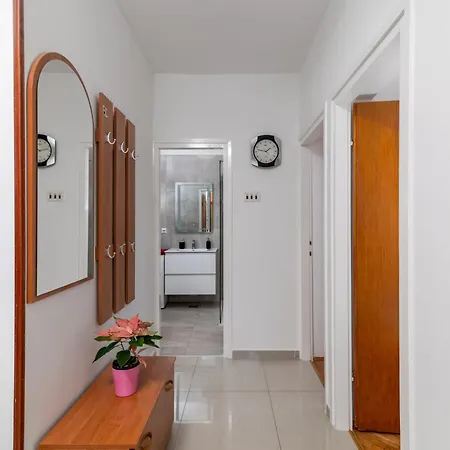 With Parking Space - Labin - 7622 Rabac